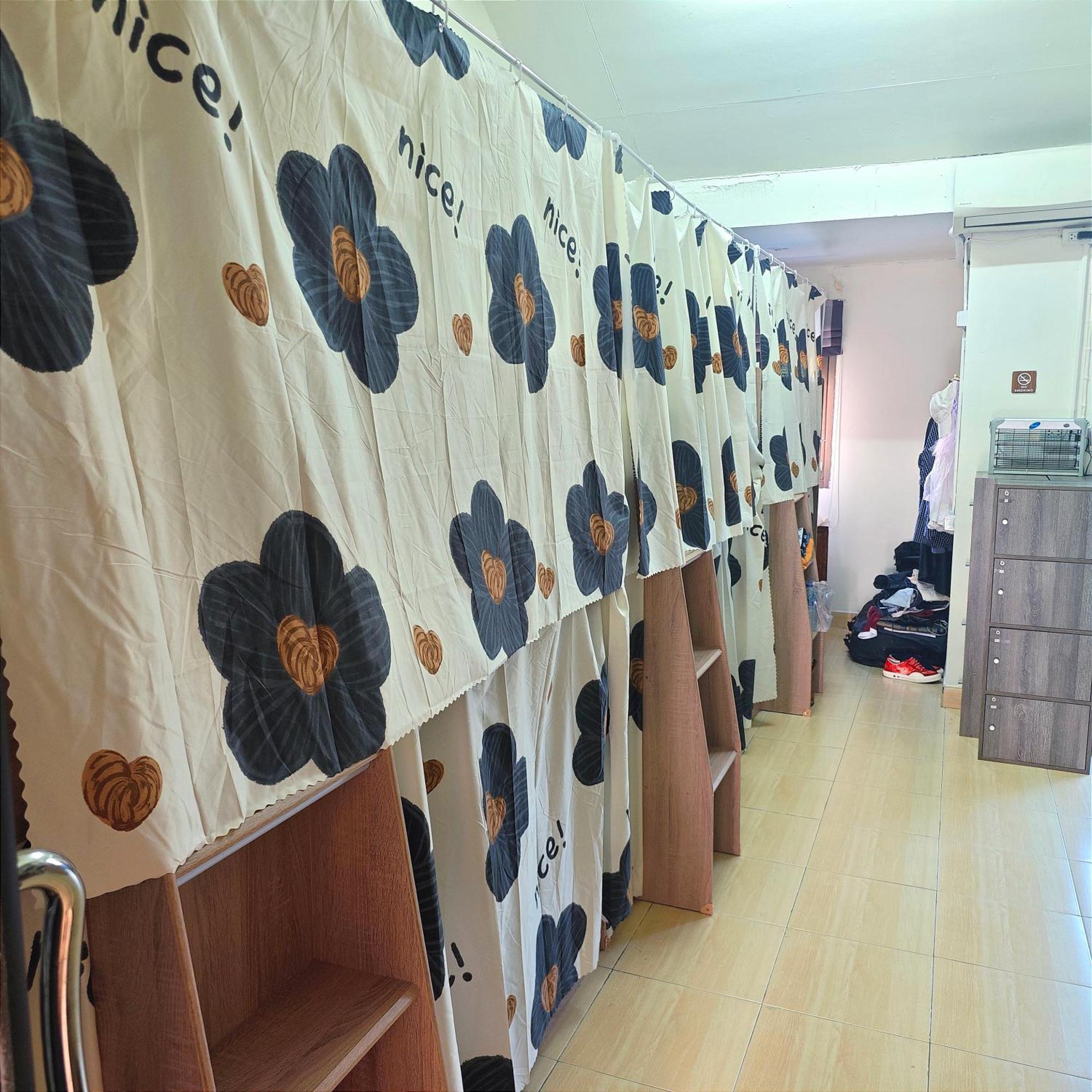 Panda Lodge Home Stay Bangkok Exterior photo